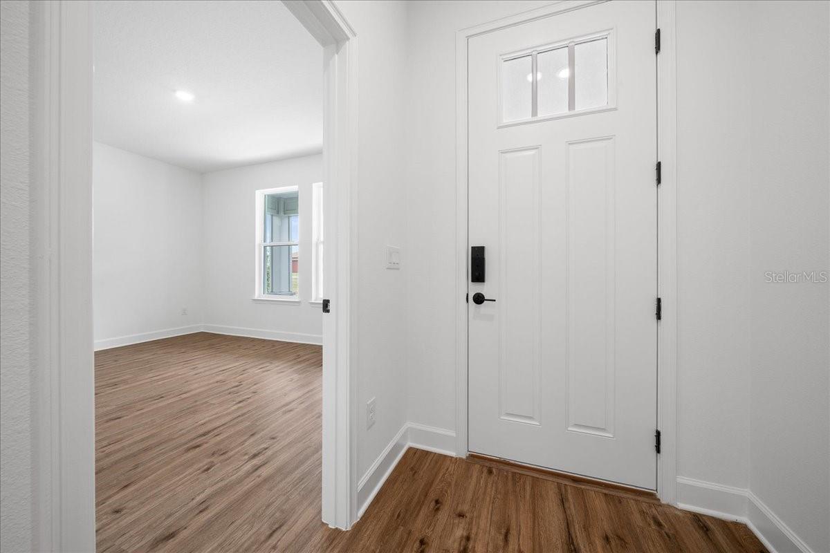 10325 Dotted Wren Ave Property Photo 4