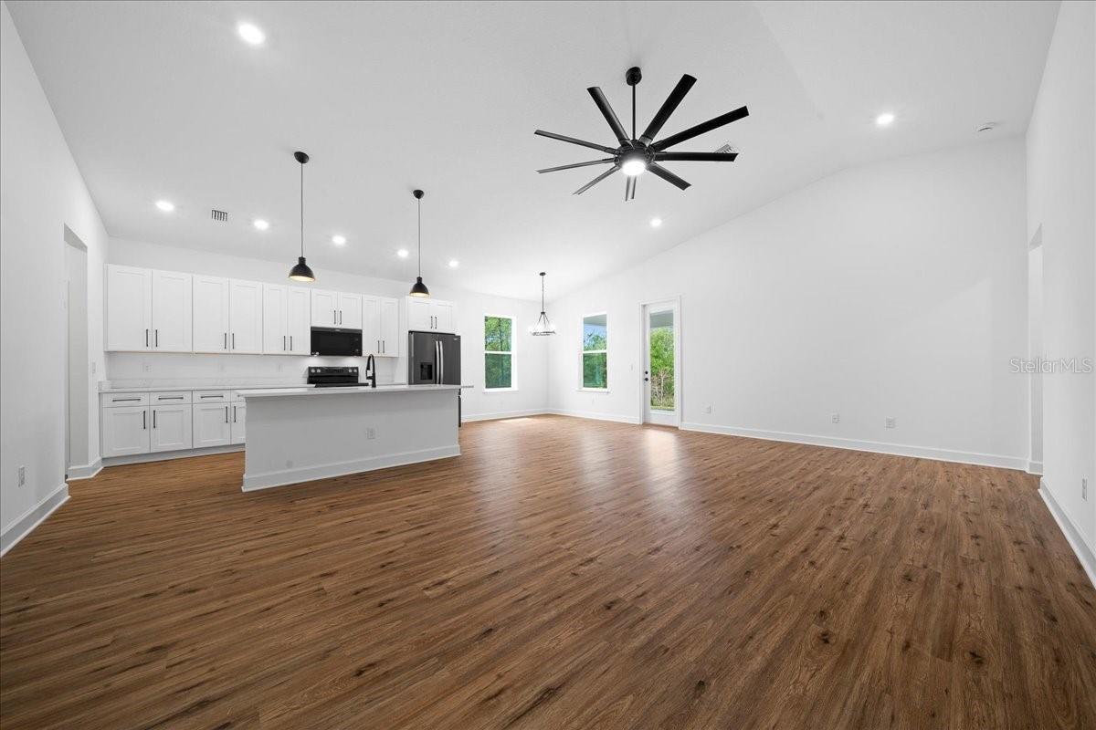 10325 Dotted Wren Ave Property Photo 11