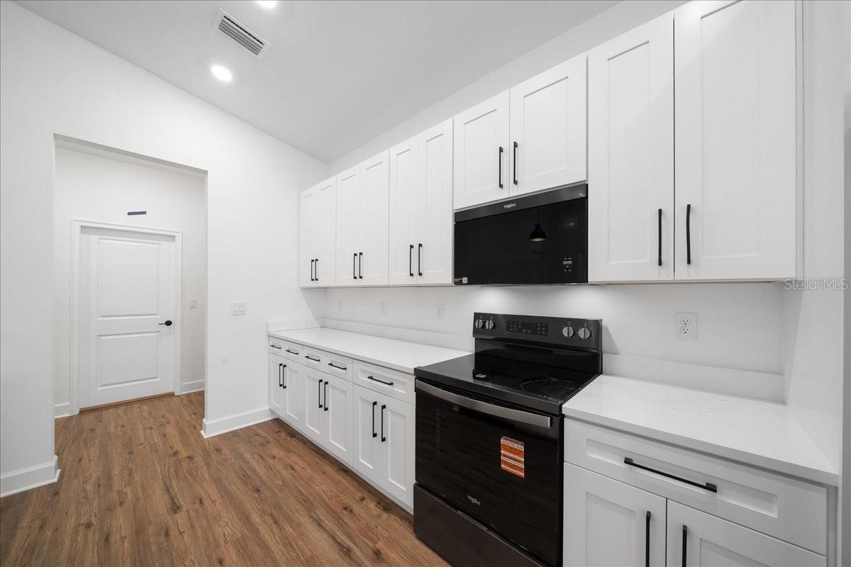 10325 Dotted Wren Ave Property Photo 23