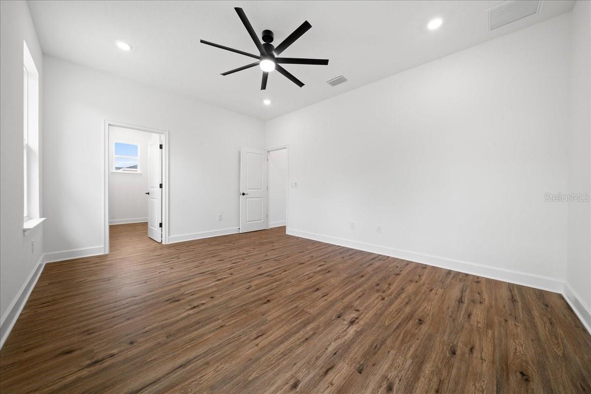 10325 Dotted Wren Ave Property Photo 44