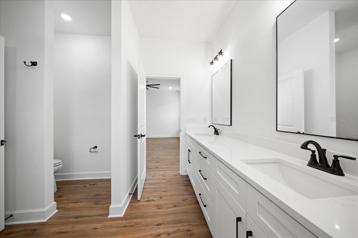 10325 Dotted Wren Ave Property Photo 49