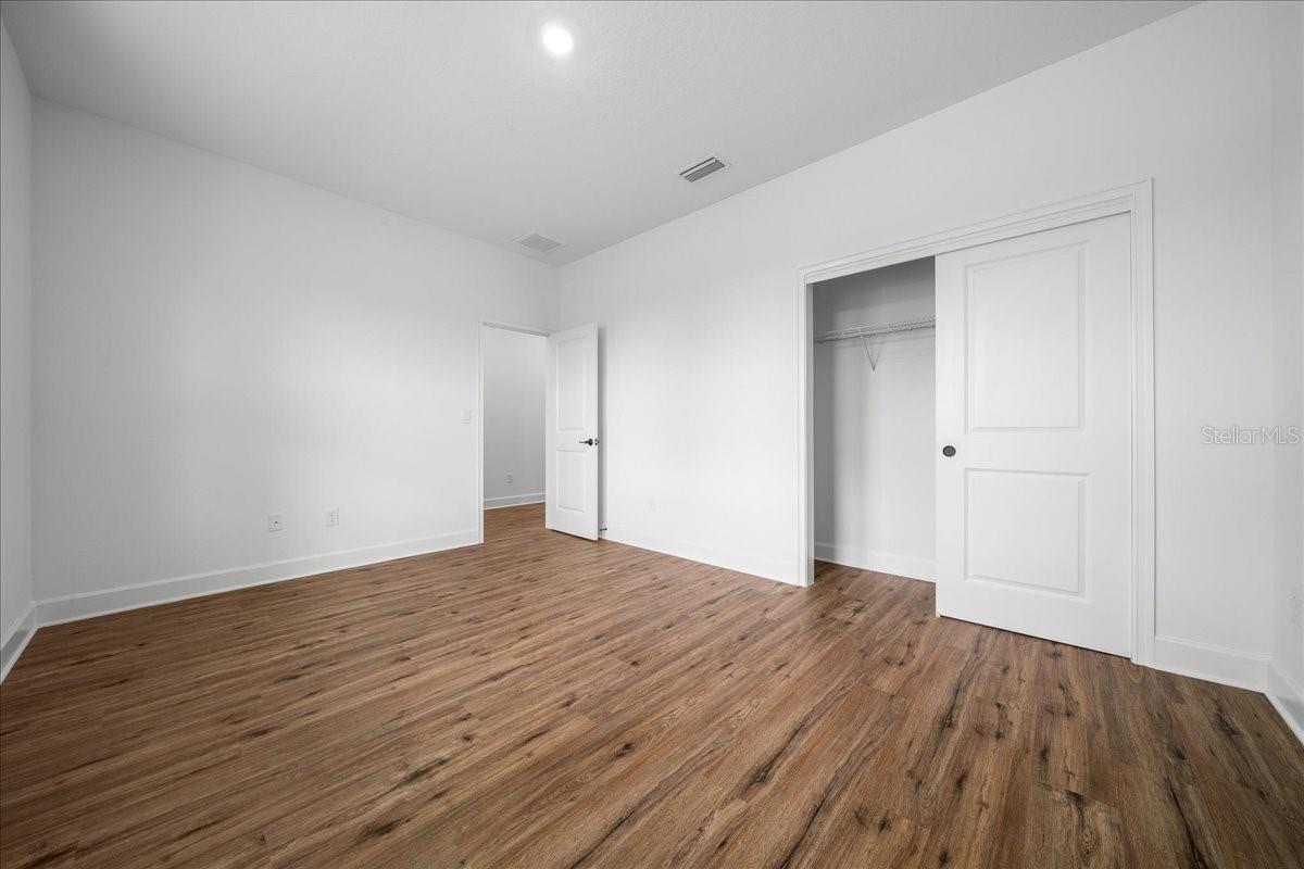 16213 Penn State Rd Property Photo 6