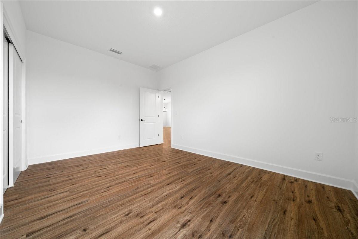 16213 Penn State Rd Property Photo 37