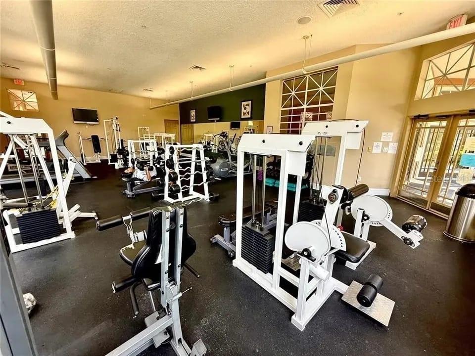 5560 Metrowest Blvd #3-207 Property Photo 7