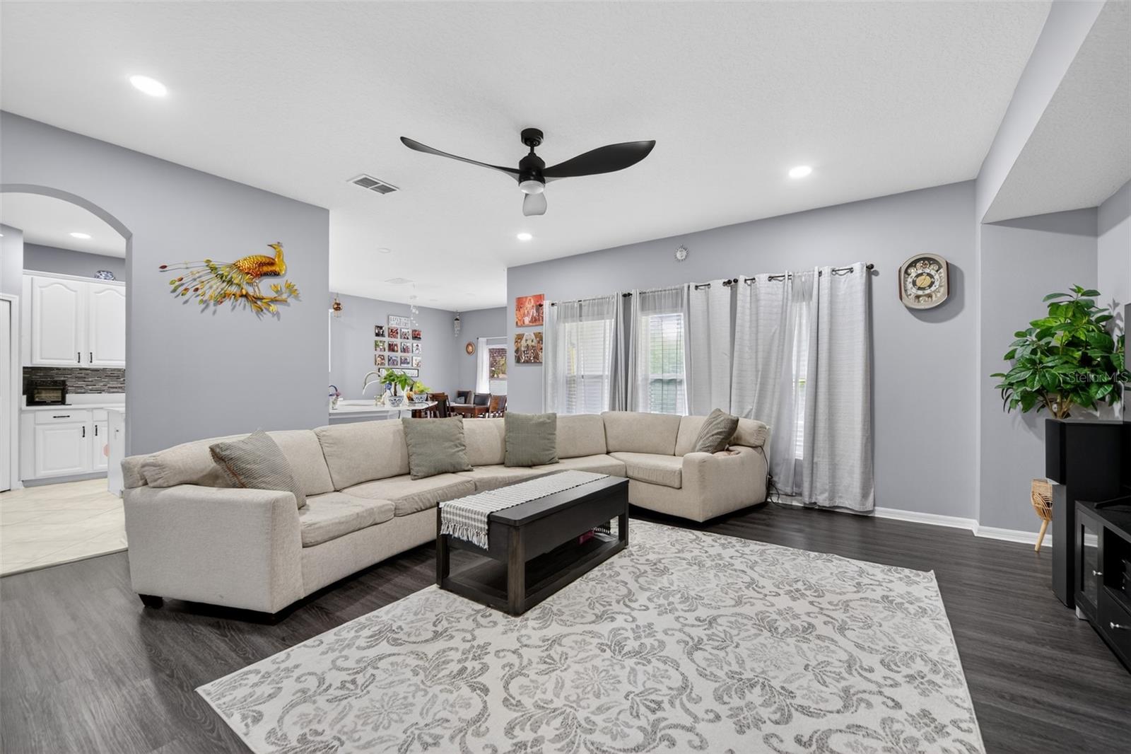 3651 Daydream Pl Property Photo 3