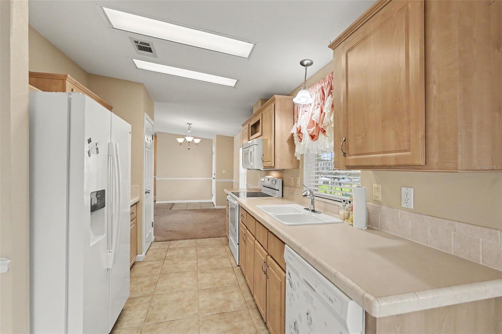 37536 Gill Ave Property Photo 10