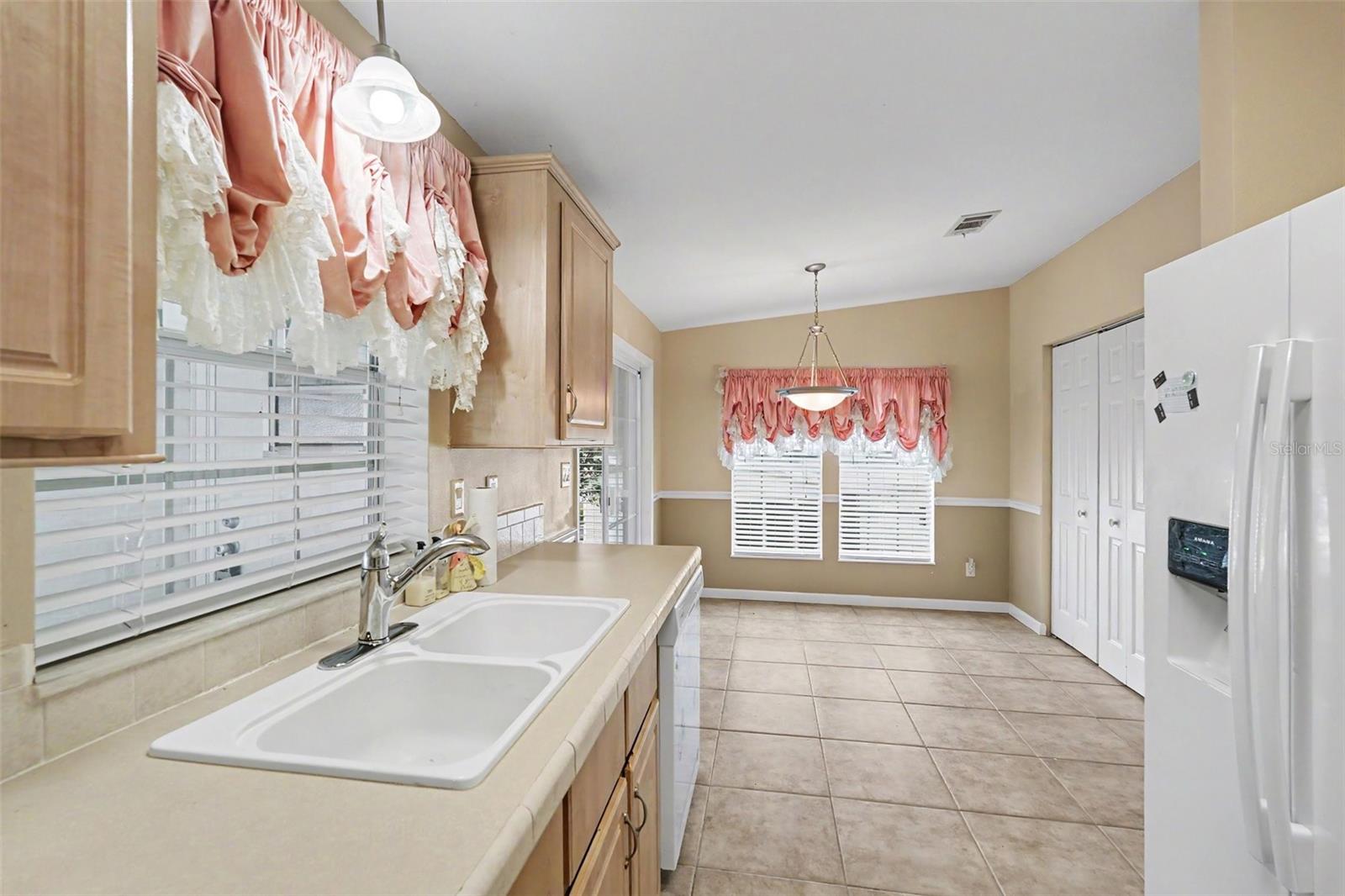 37536 Gill Ave Property Photo 11