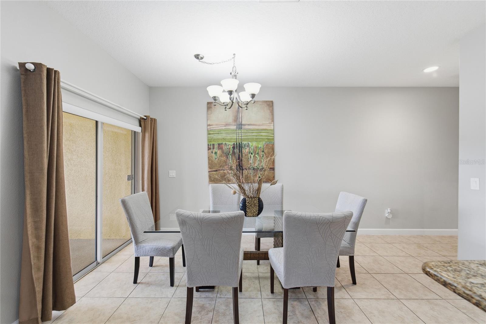3045 Beach Palm Ave Property Photo 9