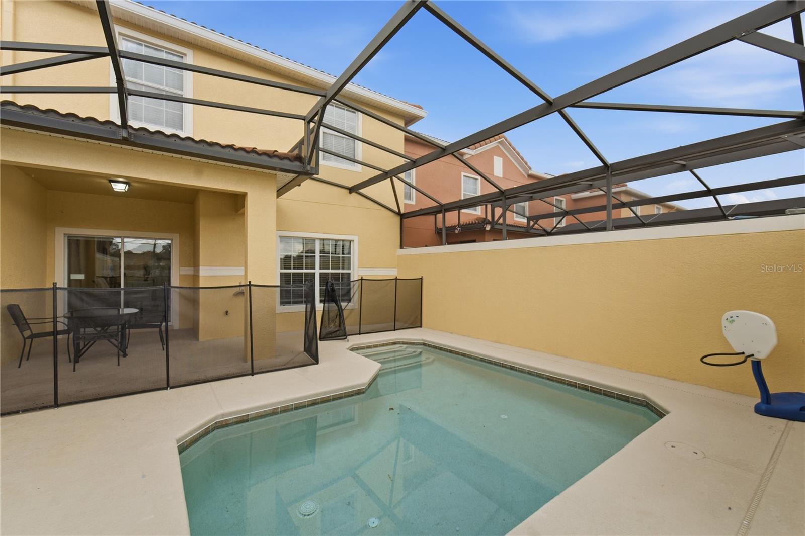 3045 Beach Palm Ave Property Photo 25