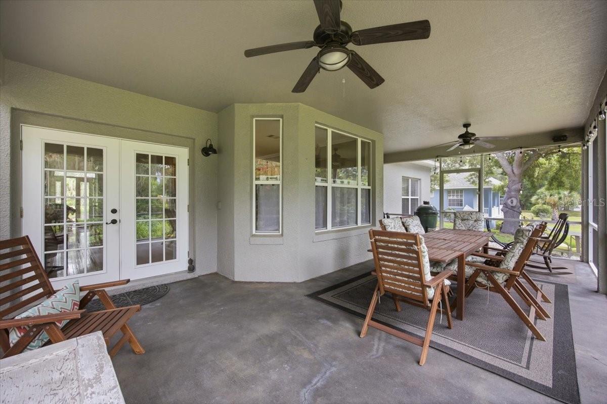 519 Teagarden Ct Property Photo 3