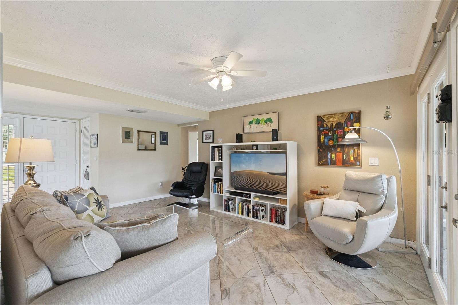 141 Golden Eye Dr #b Property Photo 8