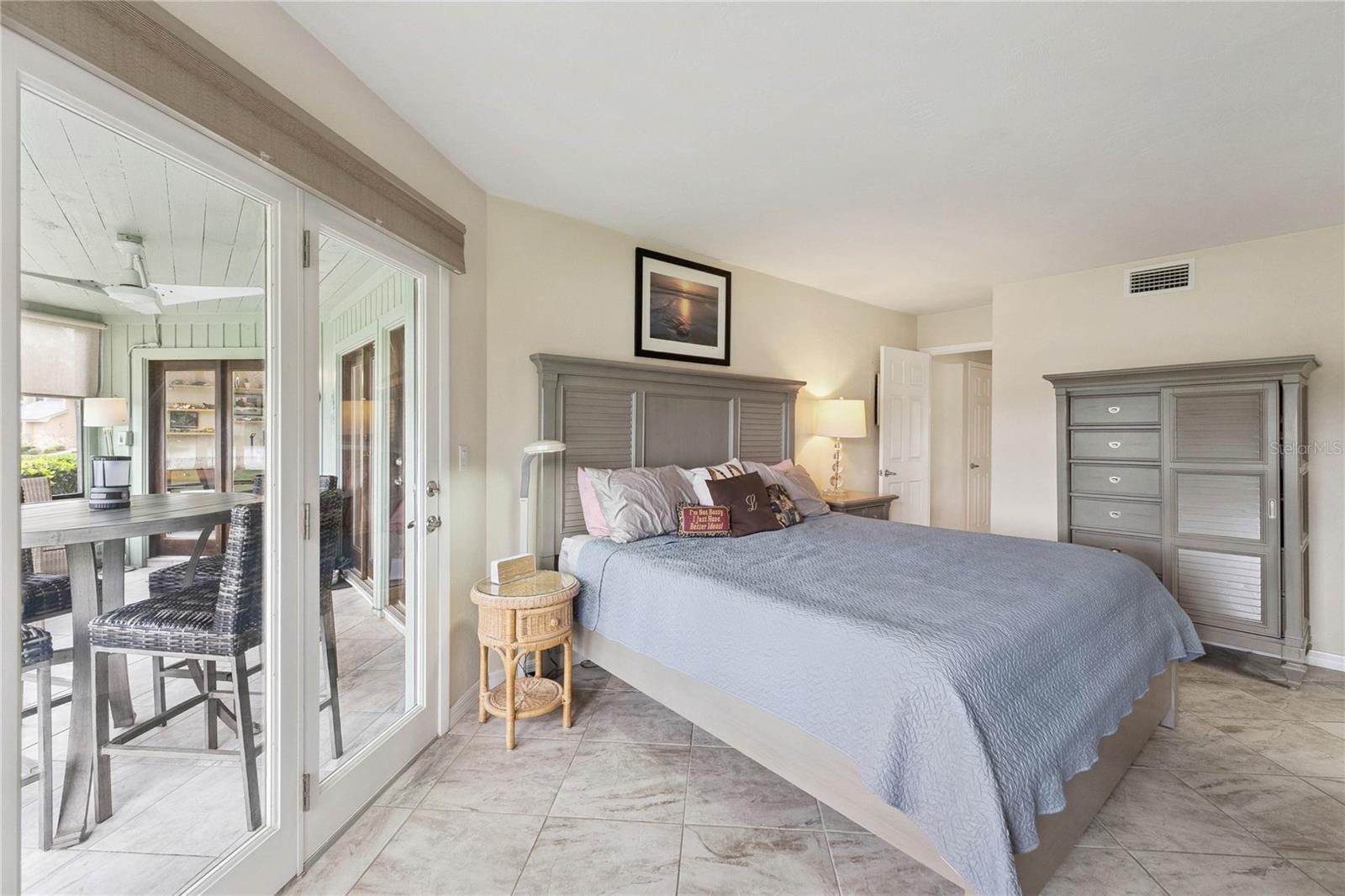 141 Golden Eye Dr #b Property Photo 16