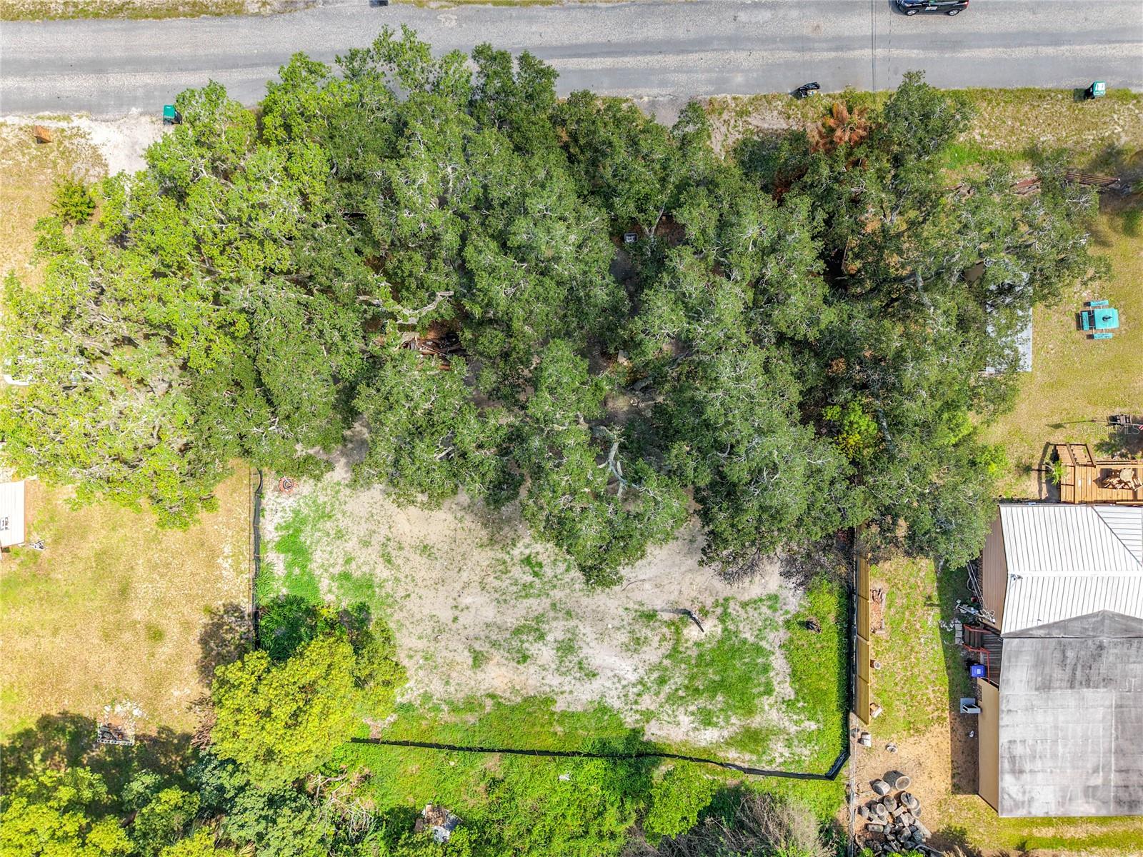 15832 Bermuda St Property Photo 8