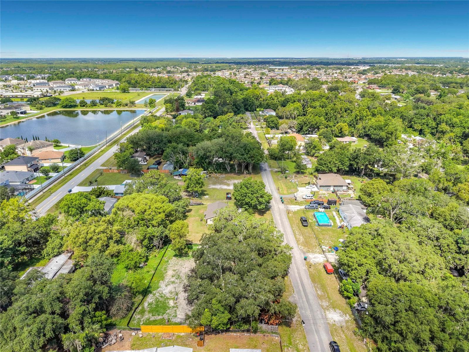 15832 Bermuda St Property Photo 13