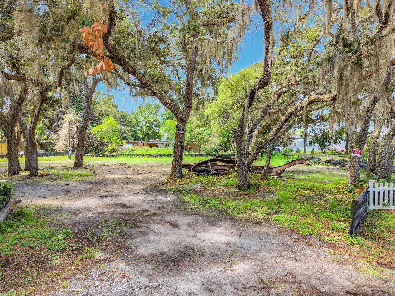 15832 Bermuda St Property Photo 21