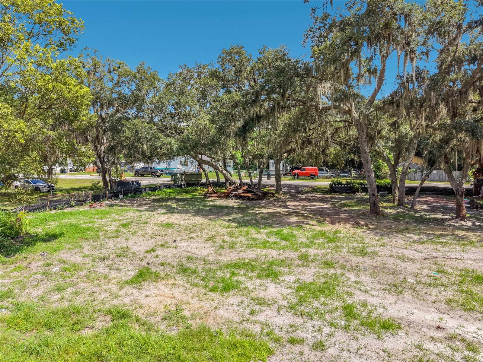 15832 Bermuda St Property Photo 26