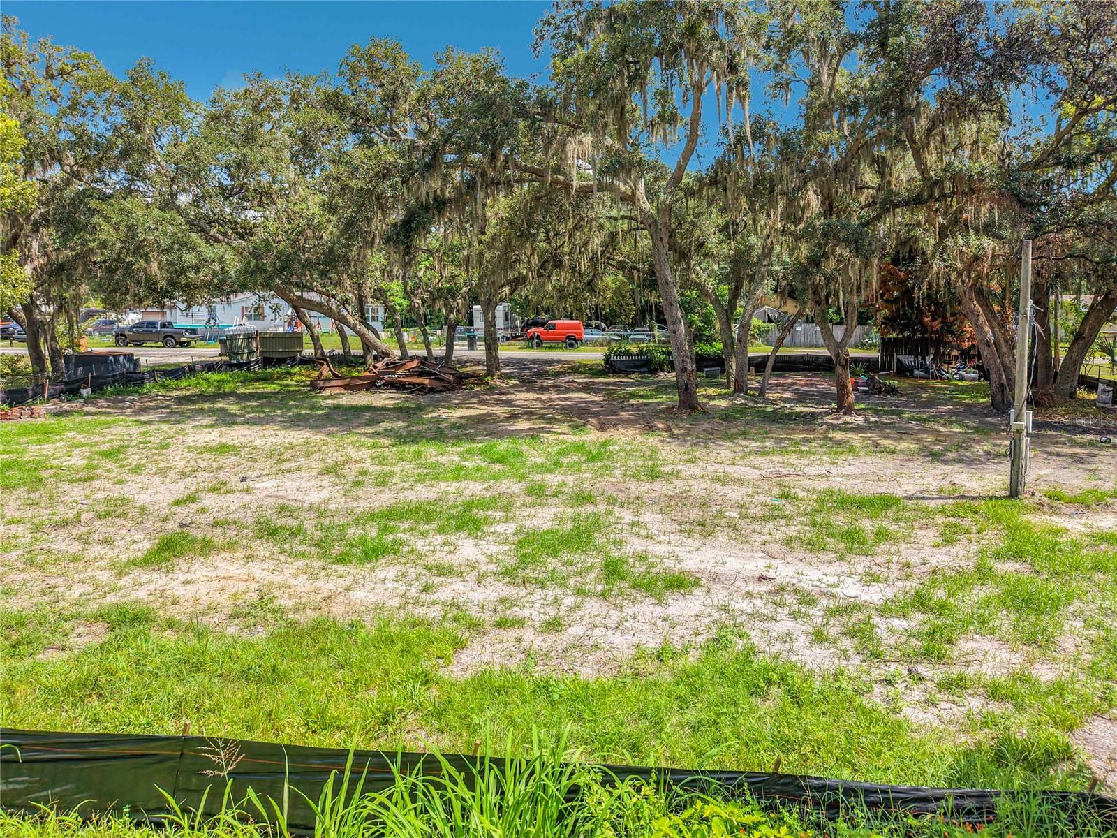 15832 Bermuda St Property Photo 27
