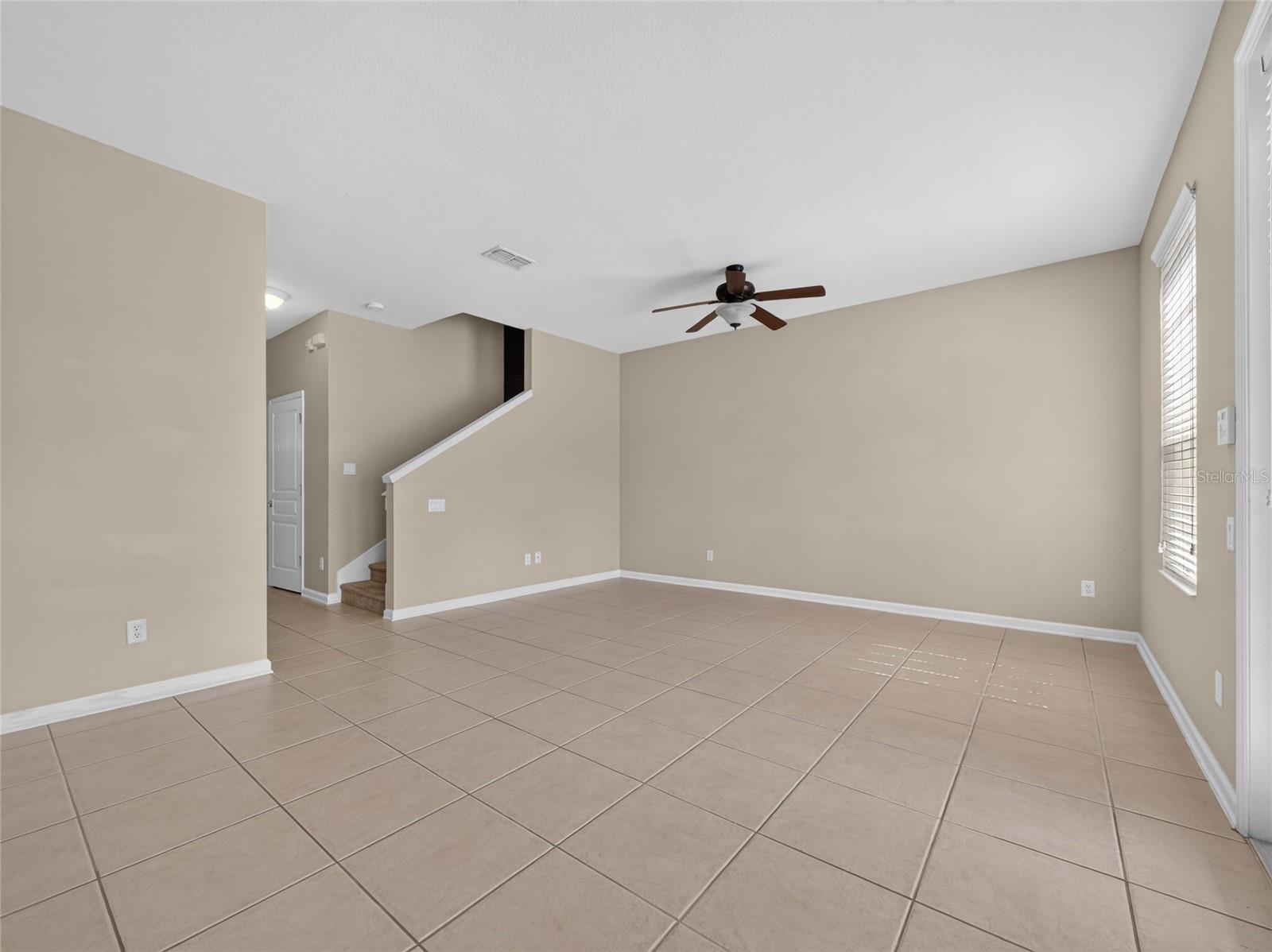7735 Fairgrove Ave Property Photo 12