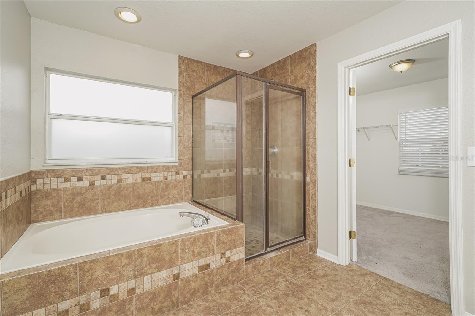 8870 Pebblebrooke Dr Property Photo 12
