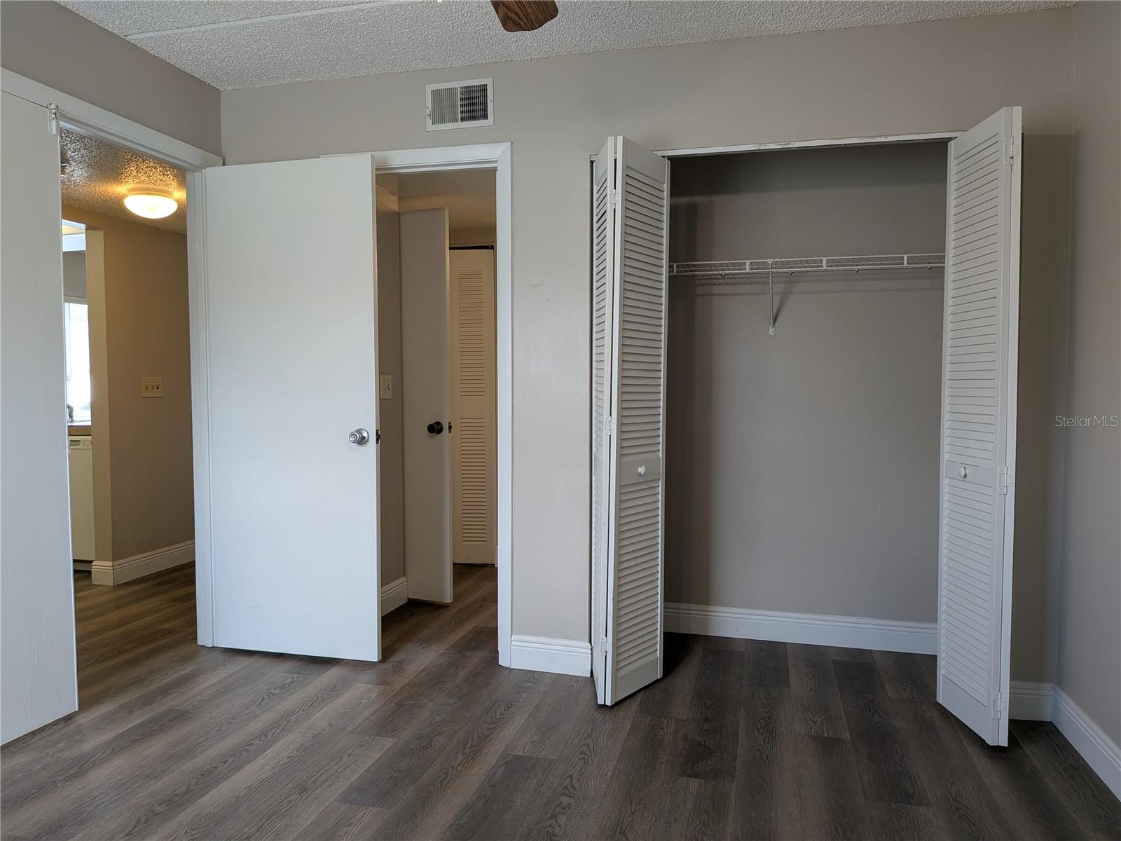 5613 Blue Shadows Ct #60-2 Property Photo 7
