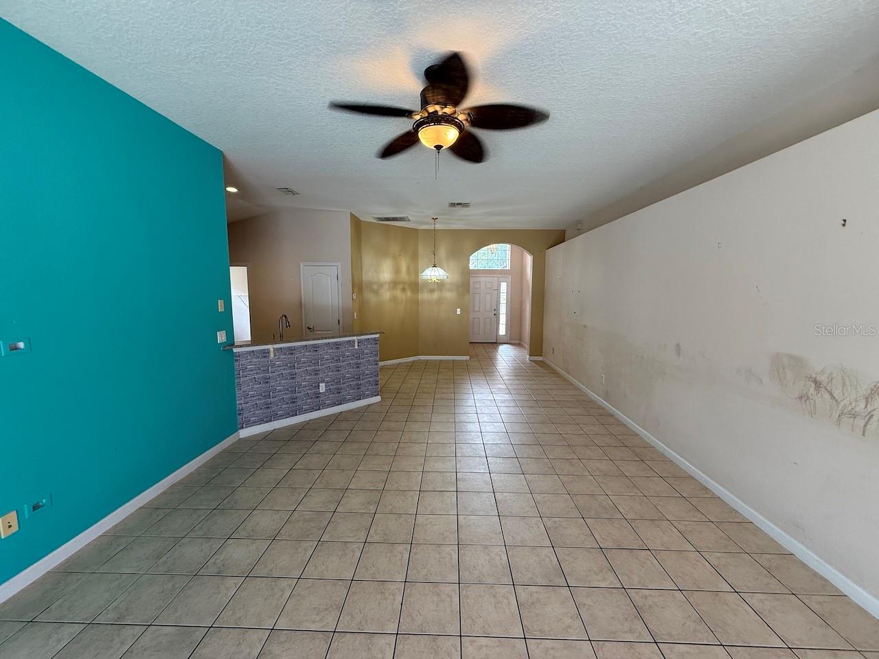 3045 Merlot Way Property Photo 4