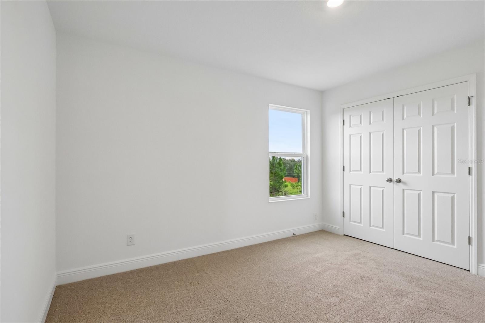 7276 Rolling Leaf Rd Property Photo 19
