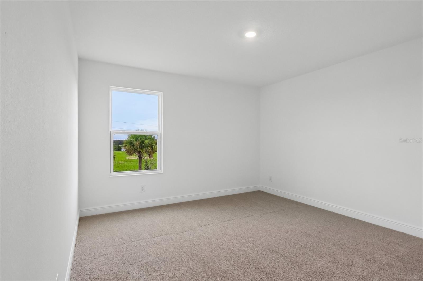 7276 Rolling Leaf Rd Property Photo 20