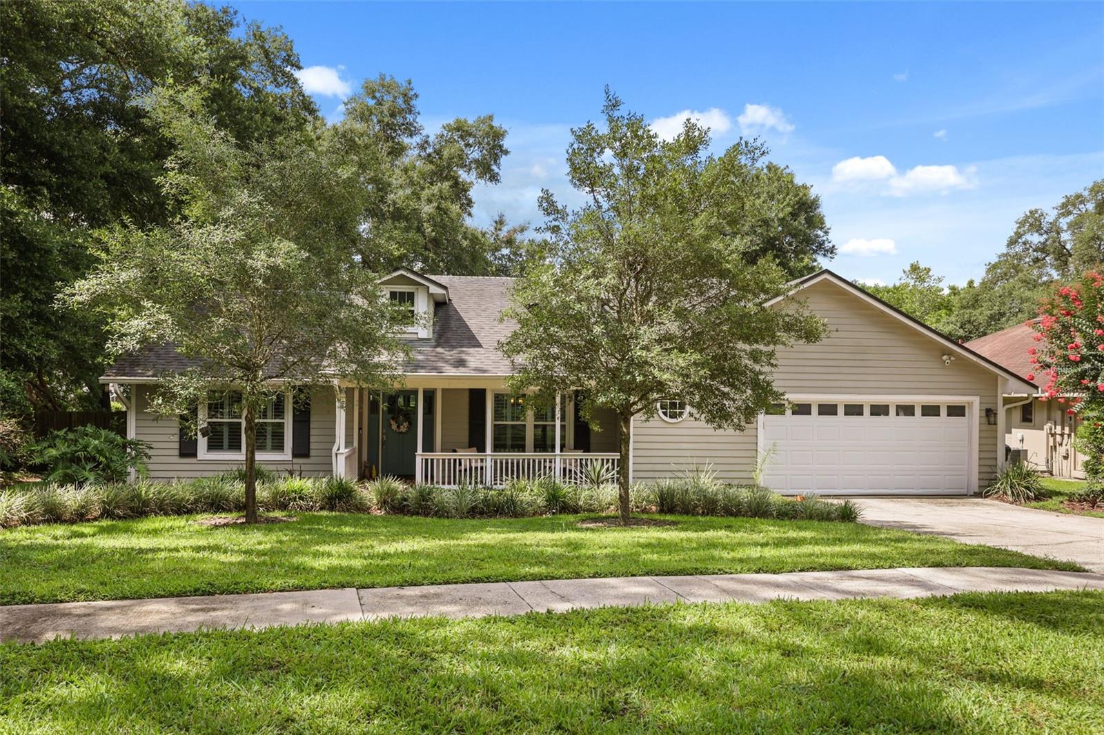 2504 Orchard Dr Property Photo 1