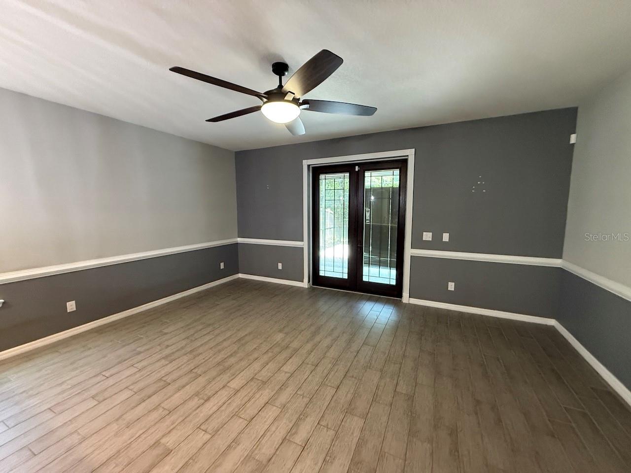 5251 Villa Rosa Ave Property Photo 12