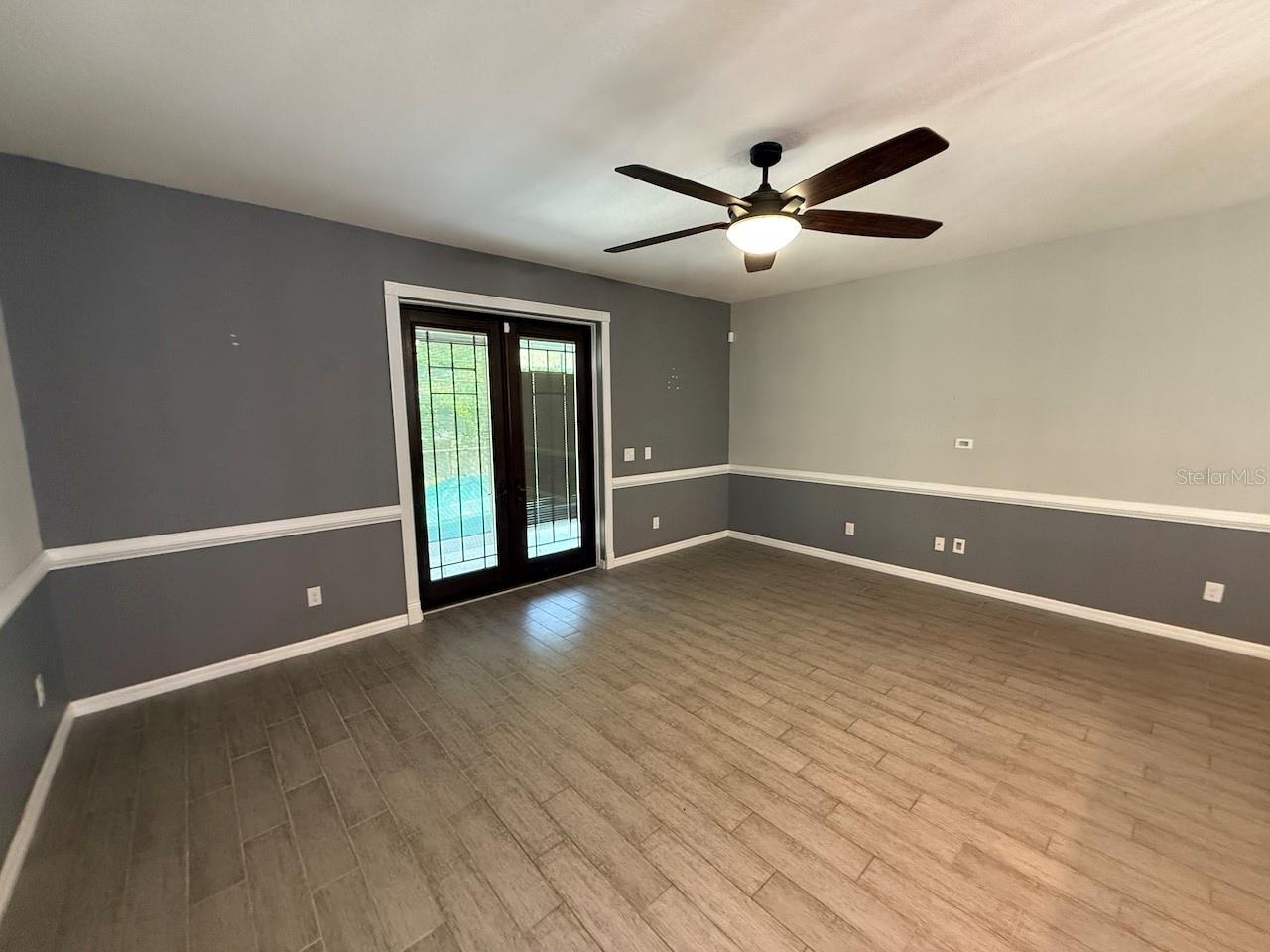 5251 Villa Rosa Ave Property Photo 13