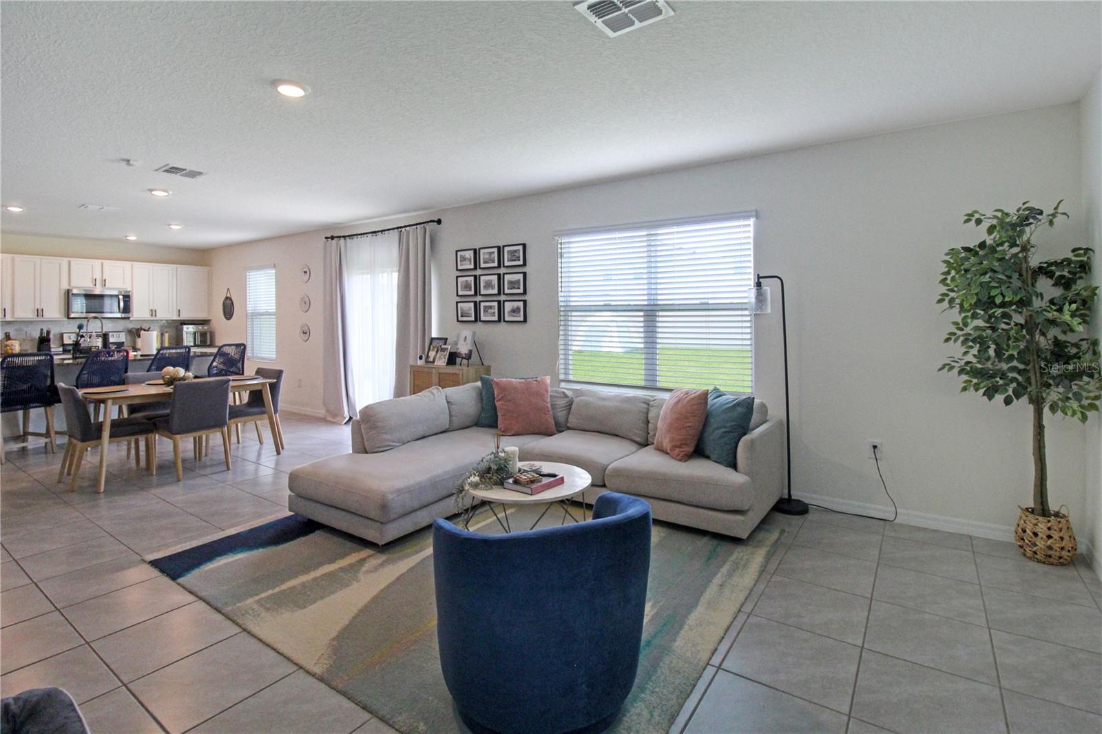 3165 Eastgrove Ter Property Photo 17