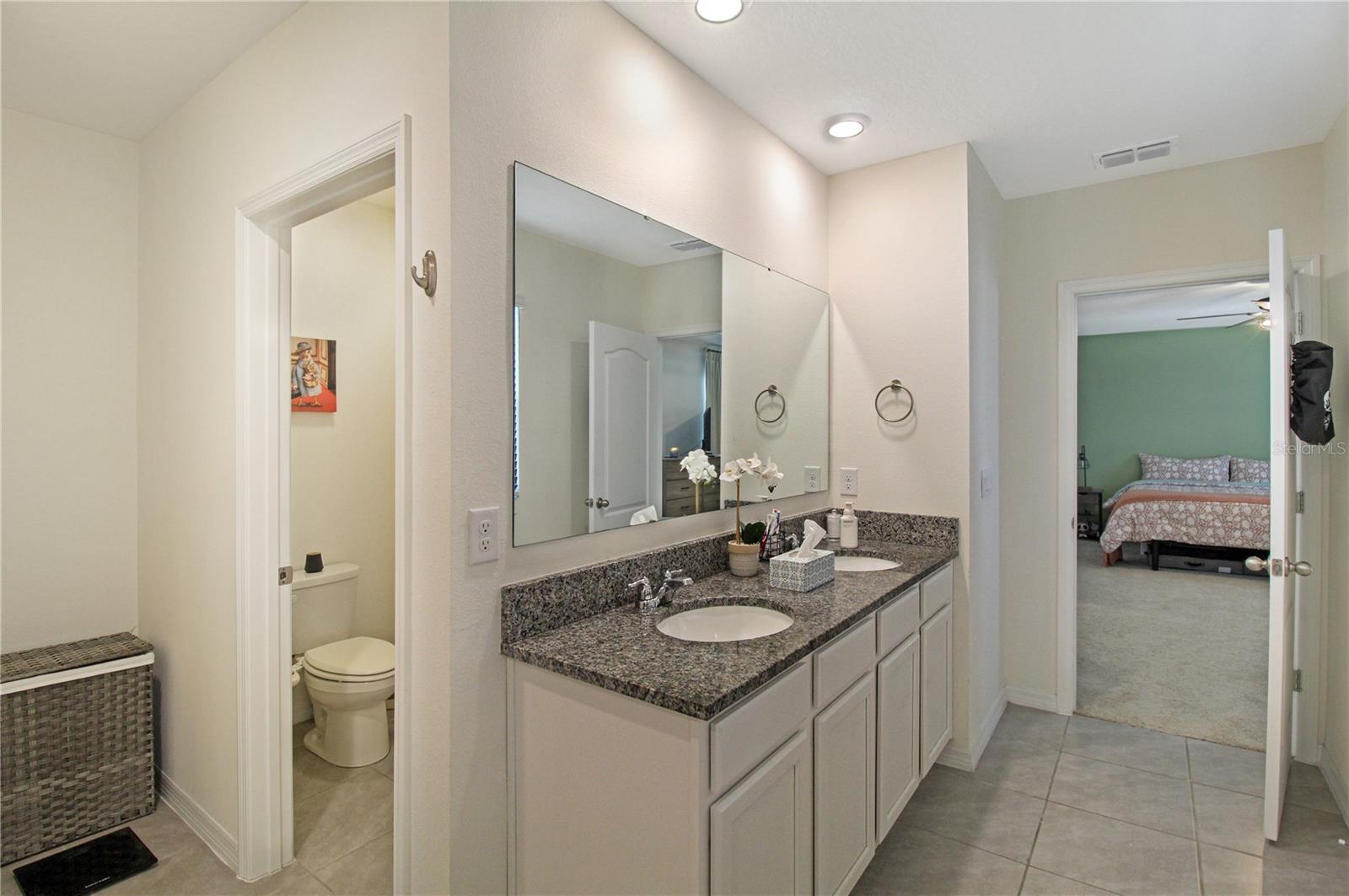 3165 Eastgrove Ter Property Photo 27