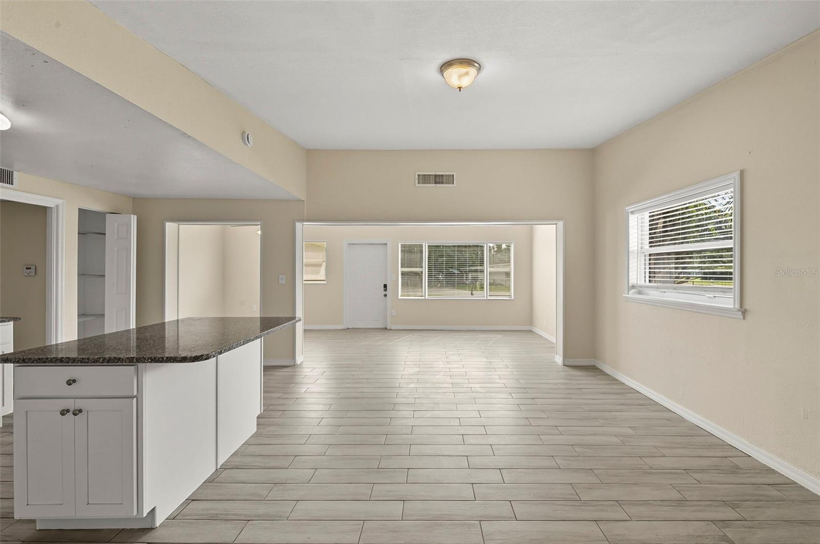 1000 Emeralda Rd Property Photo 23