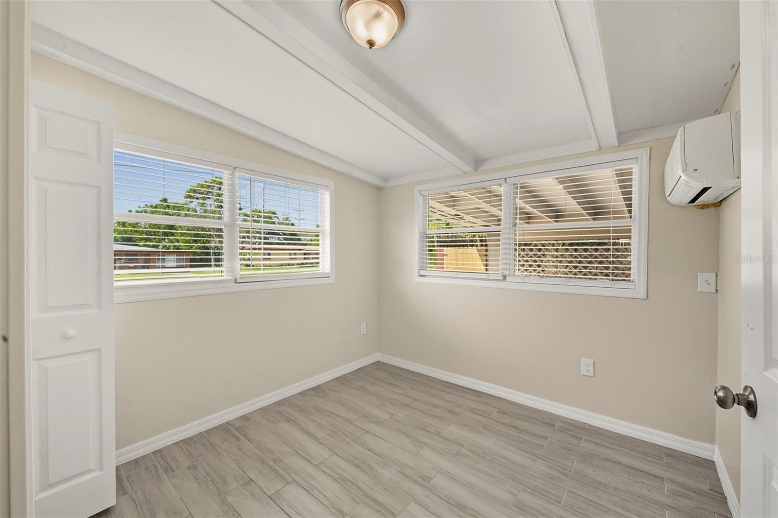 1000 Emeralda Rd Property Photo 26