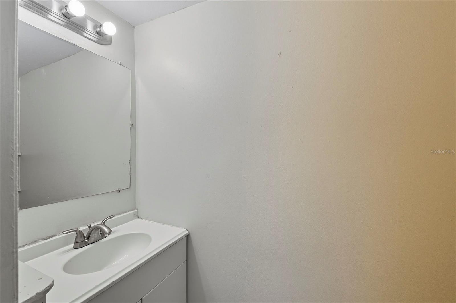 1000 Emeralda Rd Property Photo 28