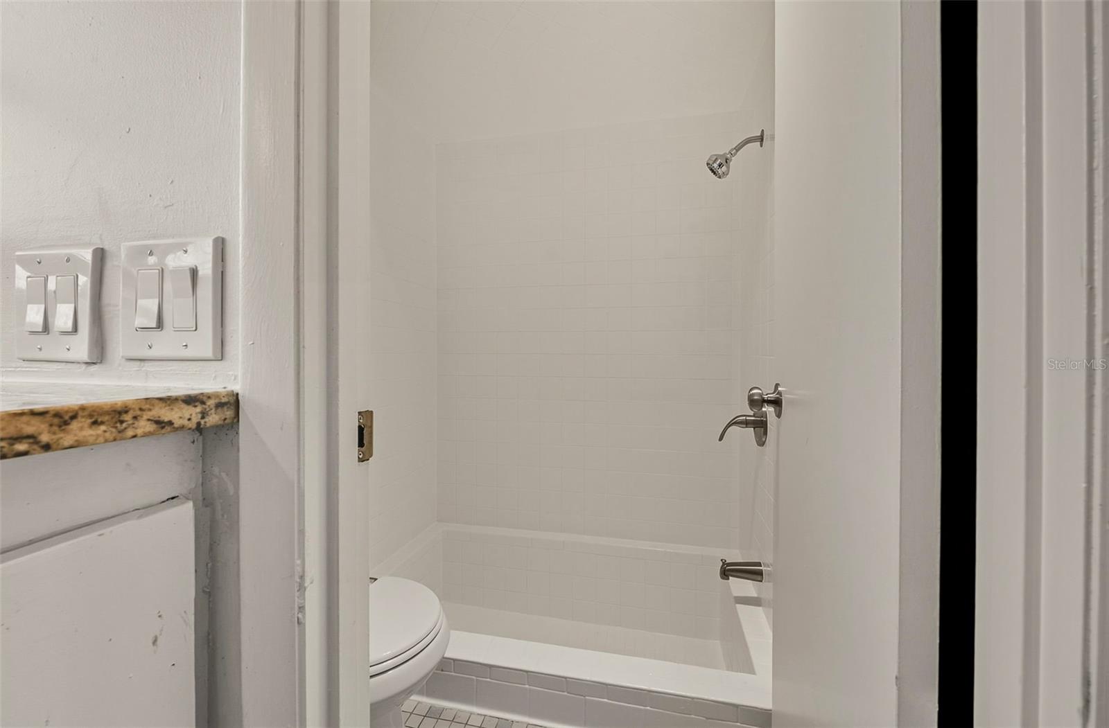 1000 Emeralda Rd Property Photo 41