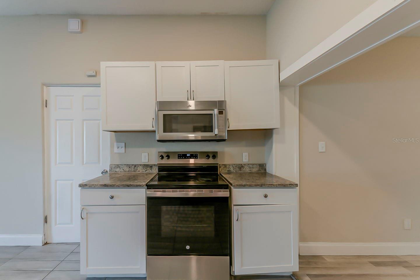 1007 Emeralda Rd Property Photo 14