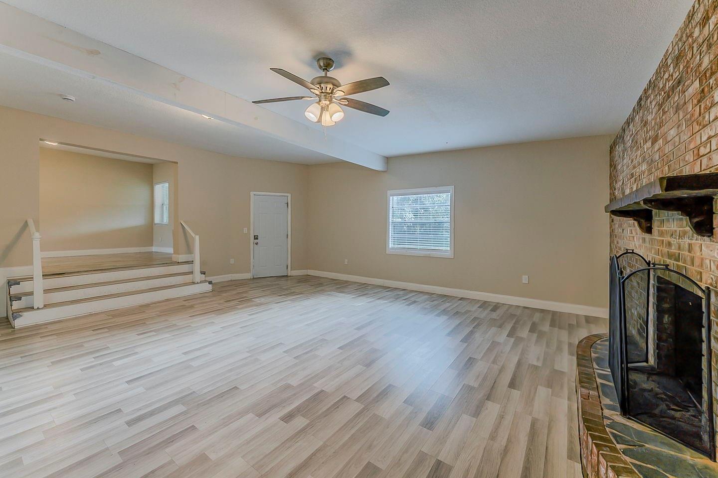 1007 Emeralda Rd Property Photo 23