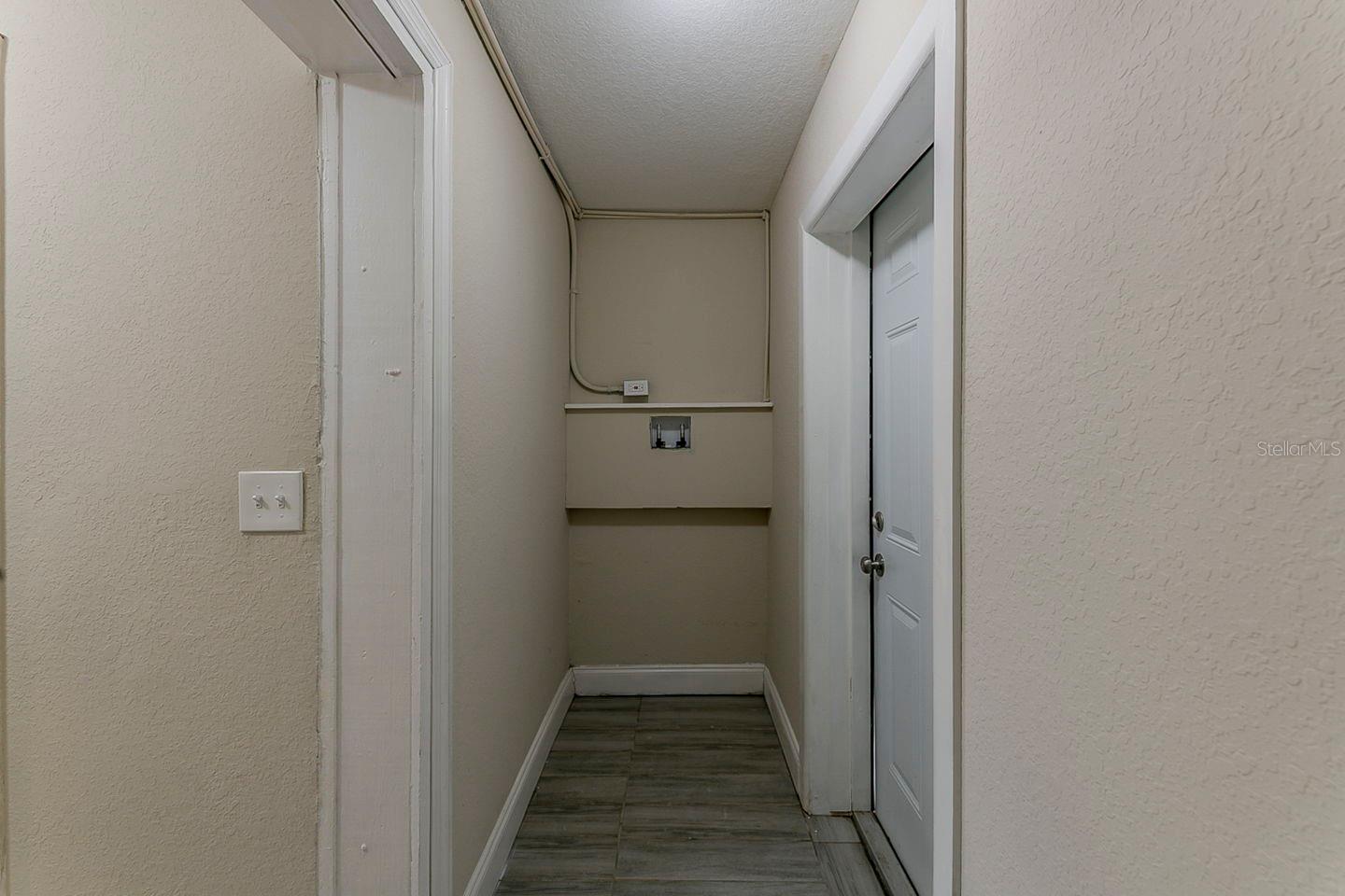 1007 Emeralda Rd Property Photo 30
