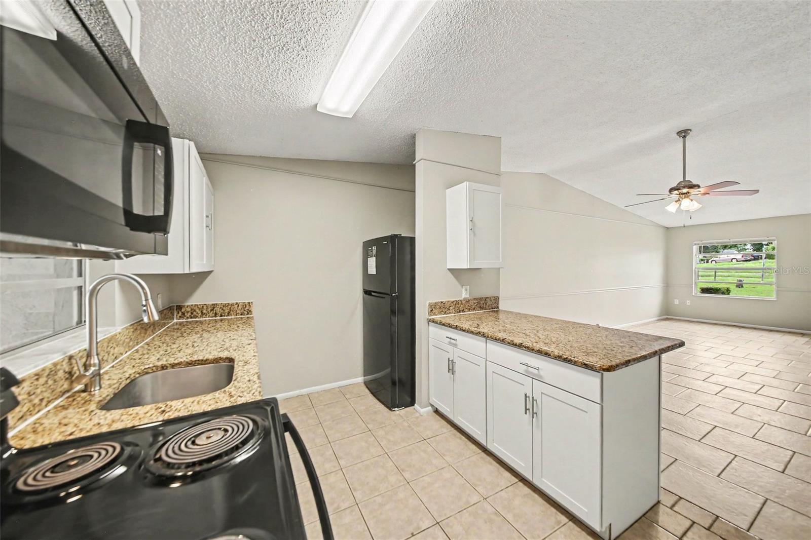 1188 Woodman Way Property Photo 3