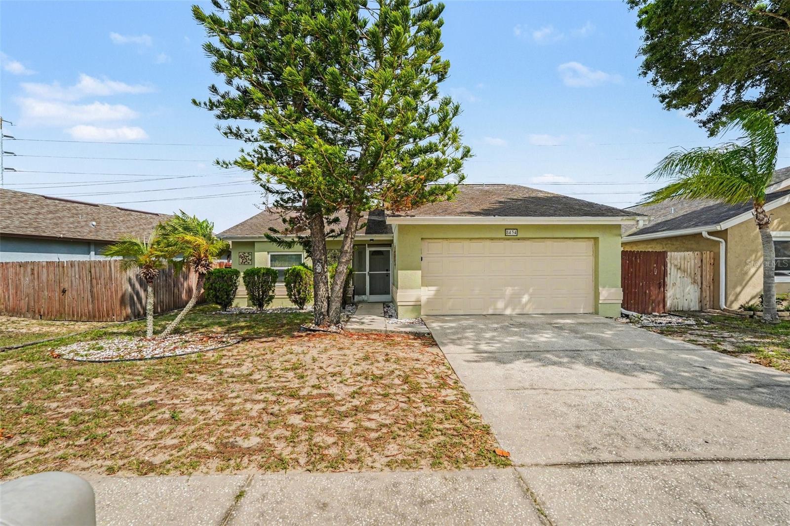 8434 Sun Dr Property Photo 1