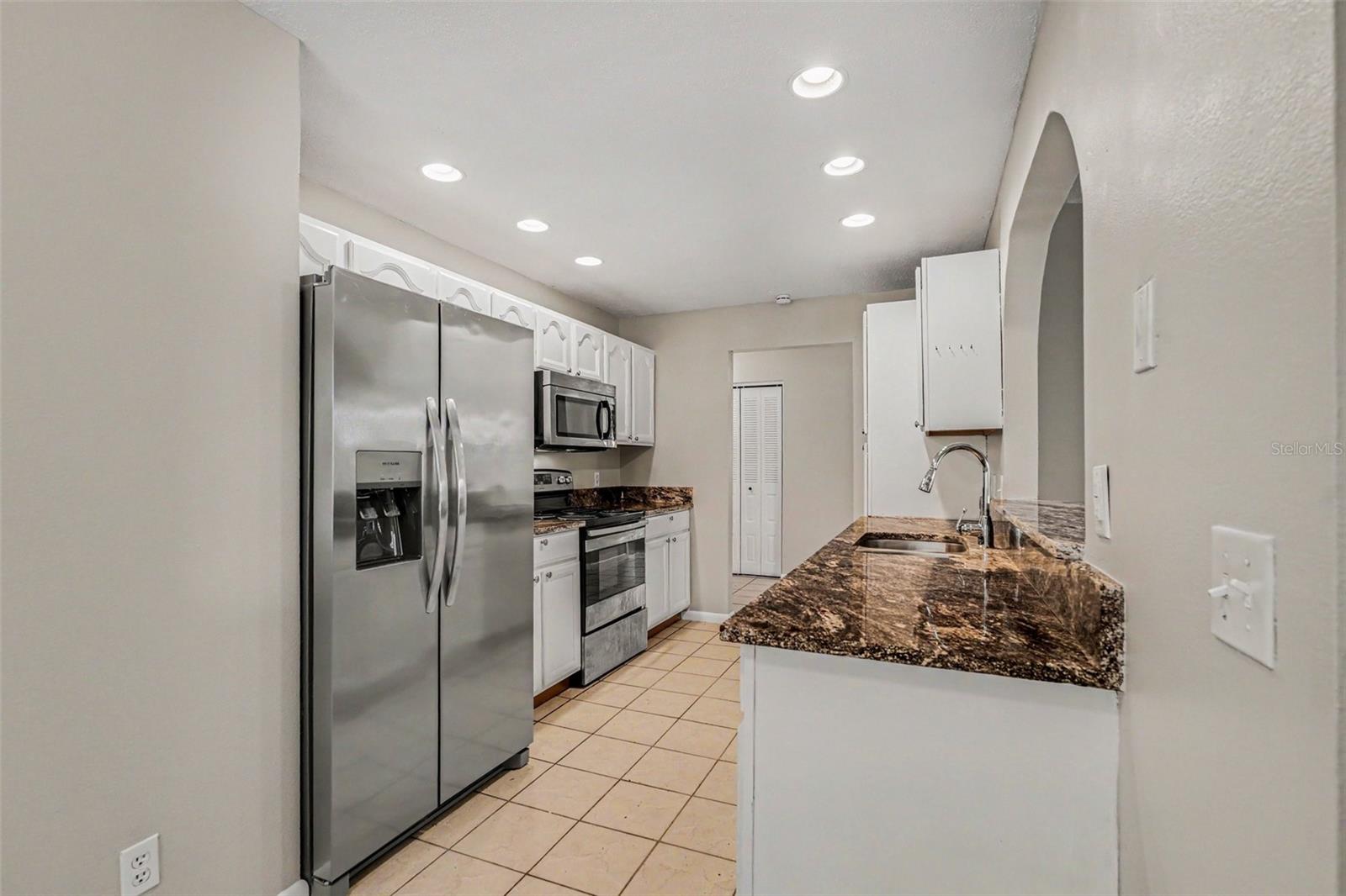 8434 Sun Dr Property Photo 8