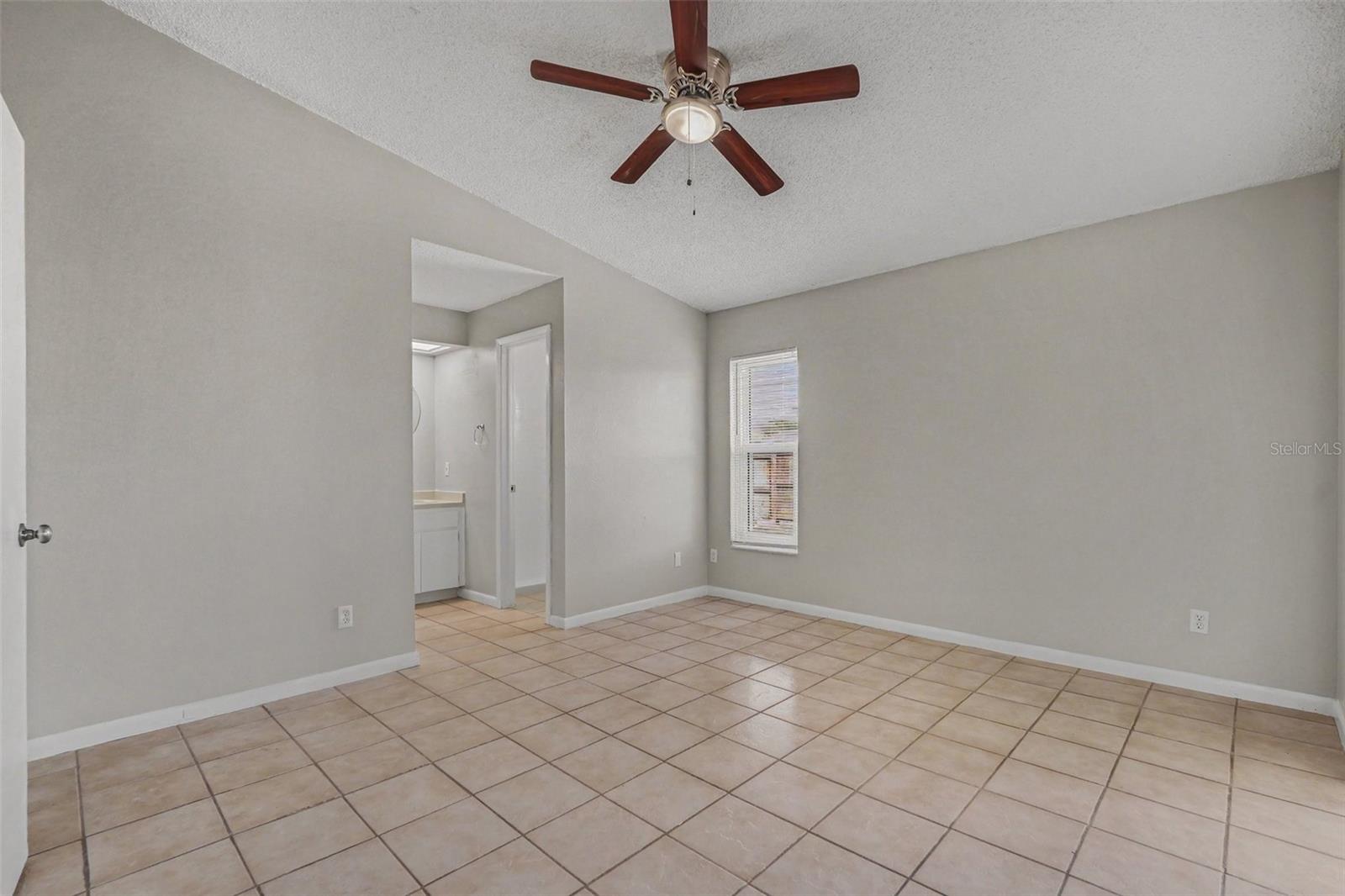 8434 Sun Dr Property Photo 10