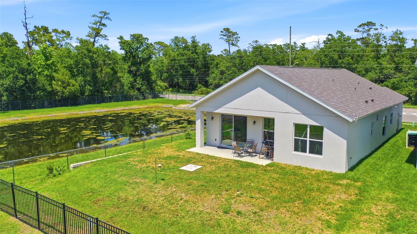 802 Reflection Lake Dr Property Photo 35