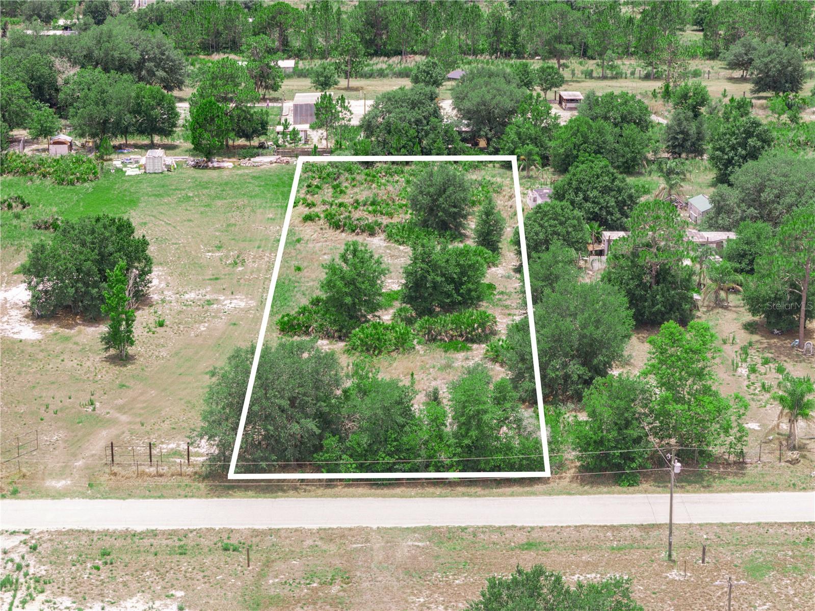 Oakridge Dr Property Photo 1