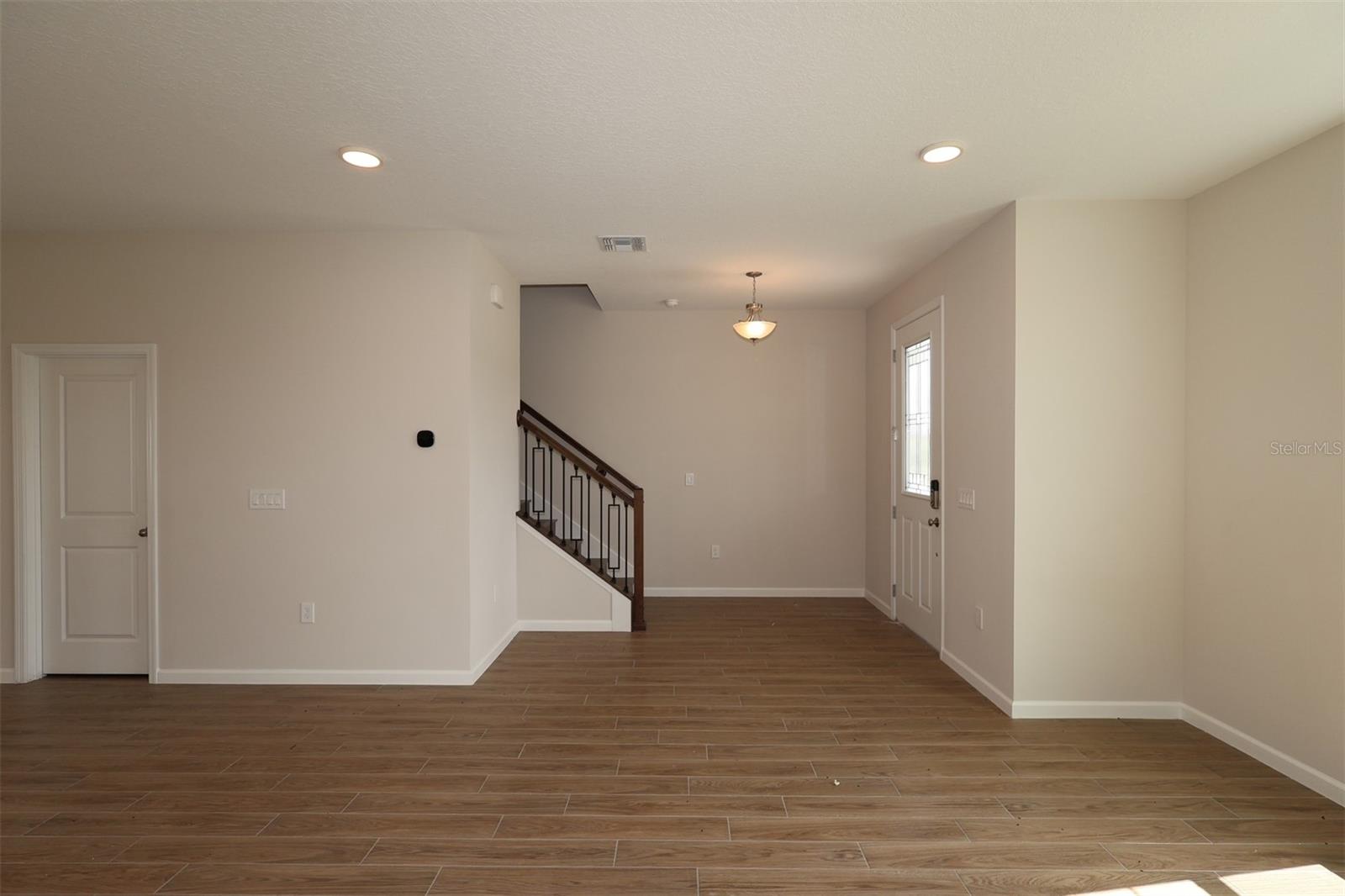 5294 Center Lake Ranch Blvd Property Photo 13
