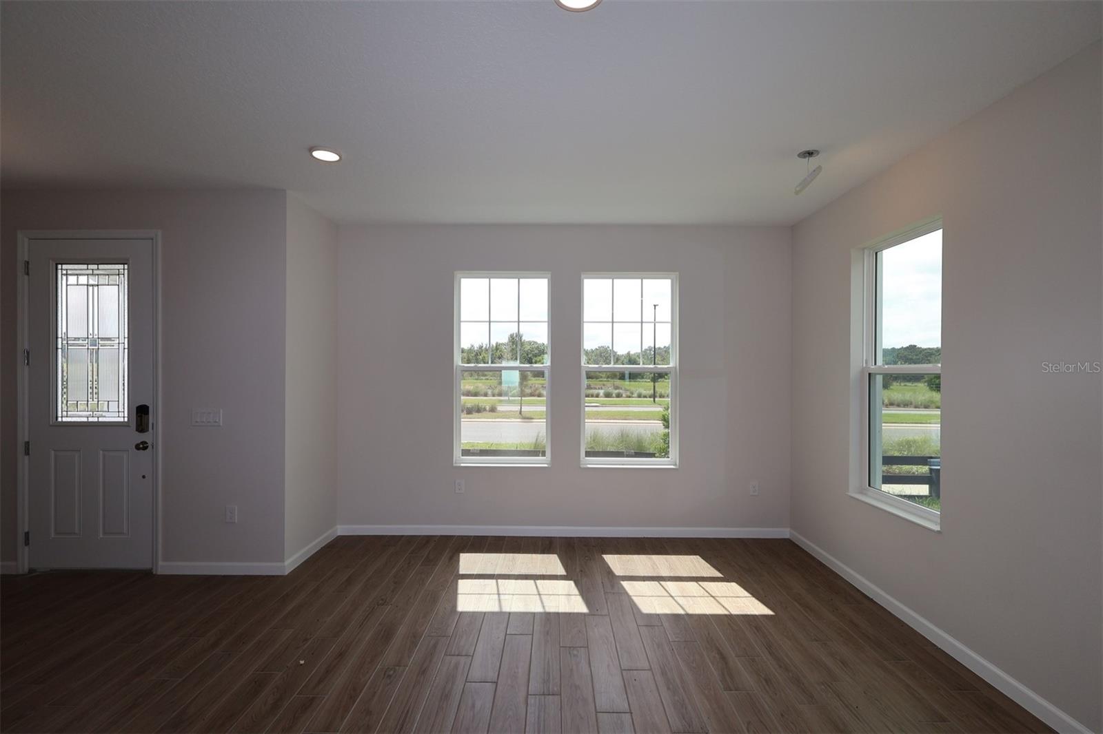 5294 Center Lake Ranch Blvd Property Photo 14