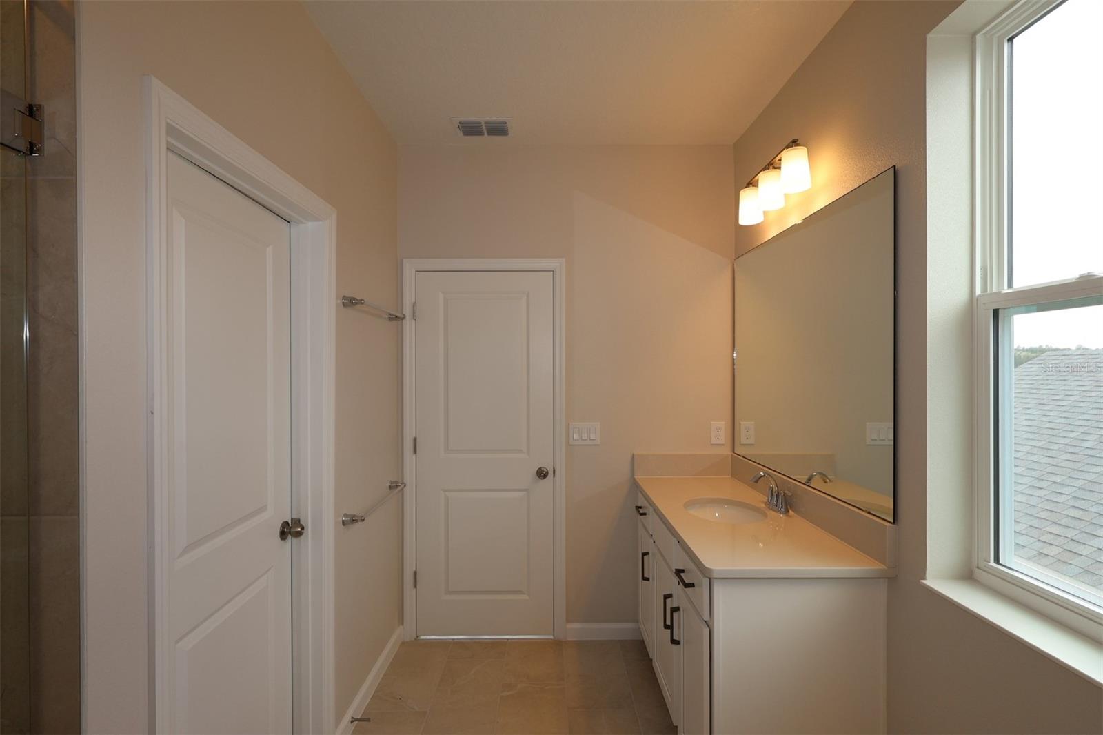 5294 Center Lake Ranch Blvd Property Photo 21