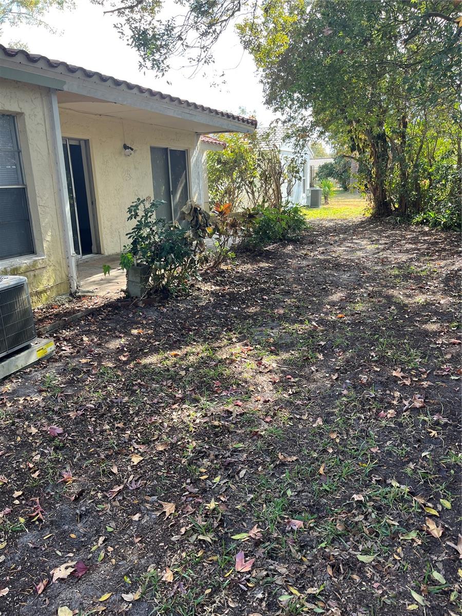 10108 Bluff Ct Property Photo 18