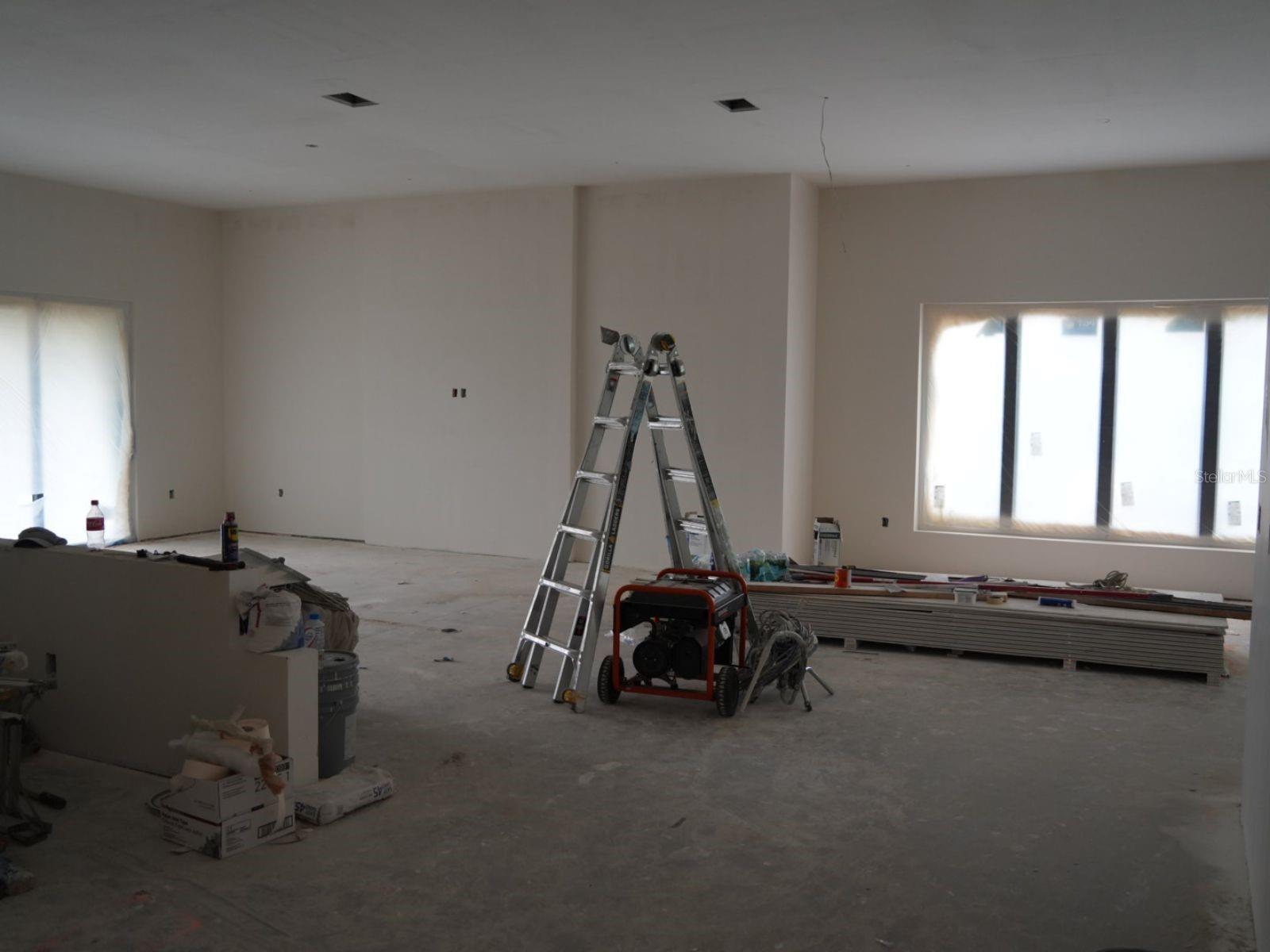 907 N Hyer Ave Property Photo 16